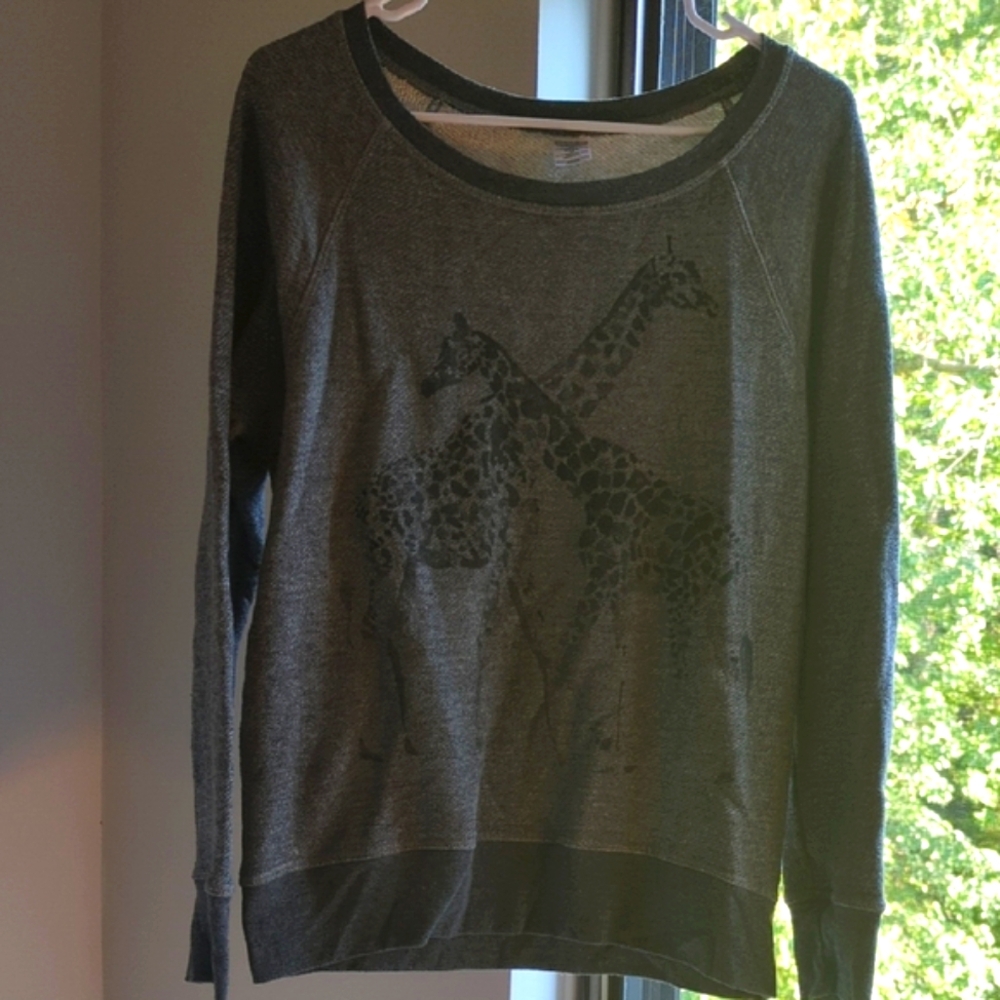 Gray Giraffe Print Women's Sweater